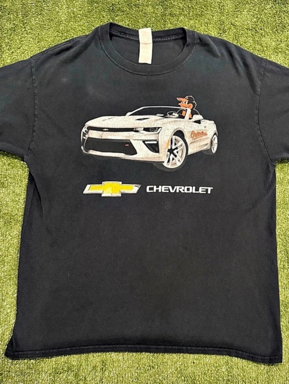 Gildan Chevrolet Camaro Graphic Tee Black Sz Large Baltimore Orioles short sleev